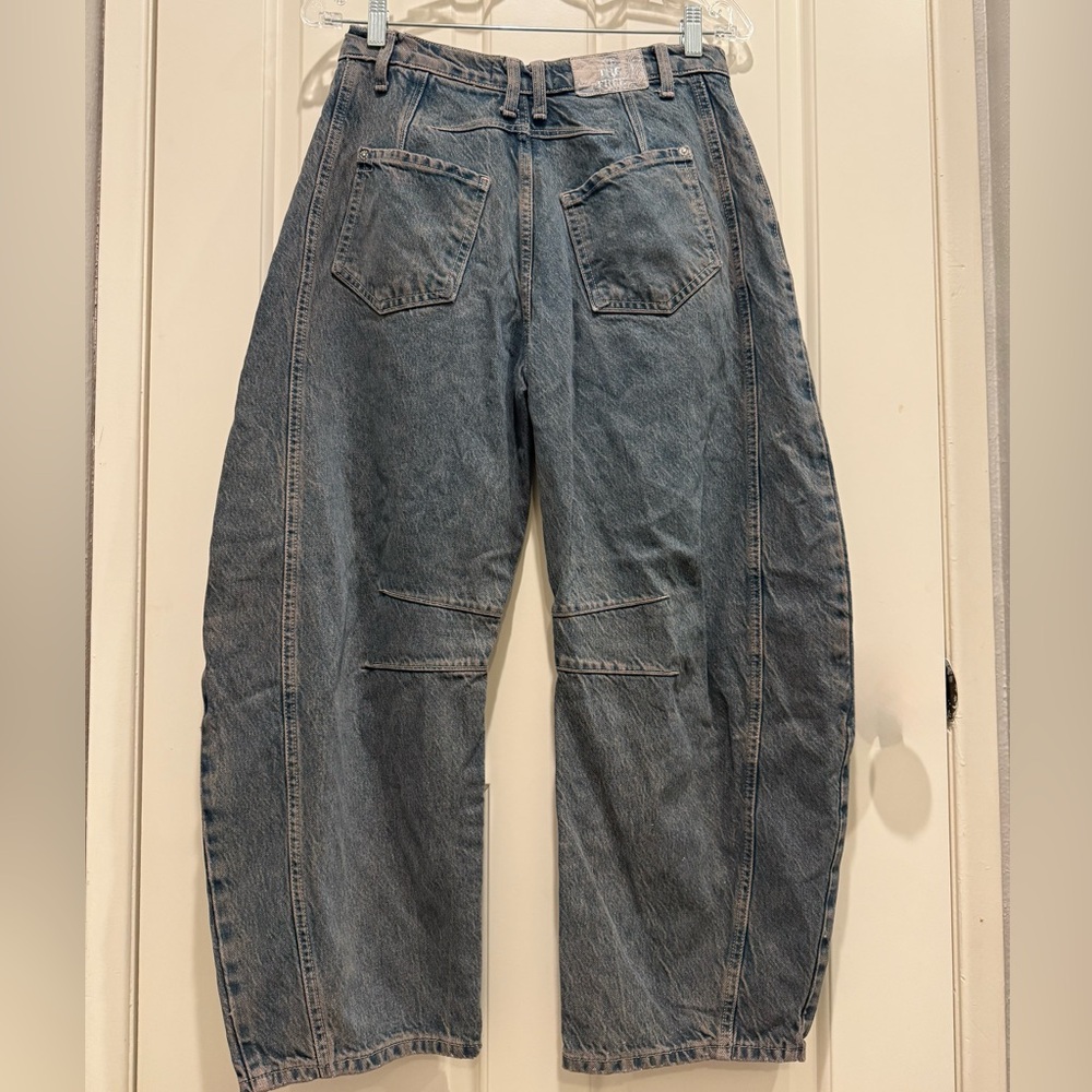 Free People Baggy Jeans Womens 26 Blue Ian Indigo Lucky You Mid Rise Barrel - Picture 7 of 7